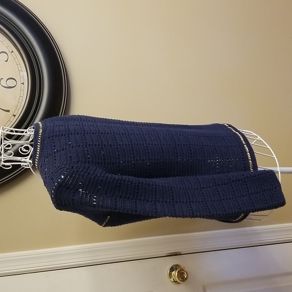 Lilly Pulitzer blue sweater accented with golden chain Details. Size Small - Picture 6 of 12